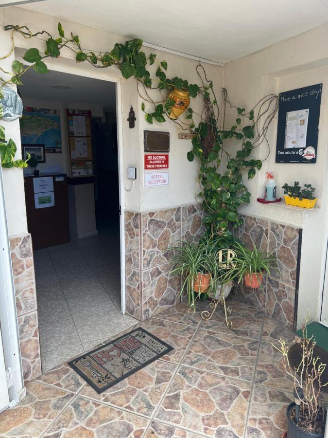 Emile Youth Hostel Gibraltar Buitenkant foto